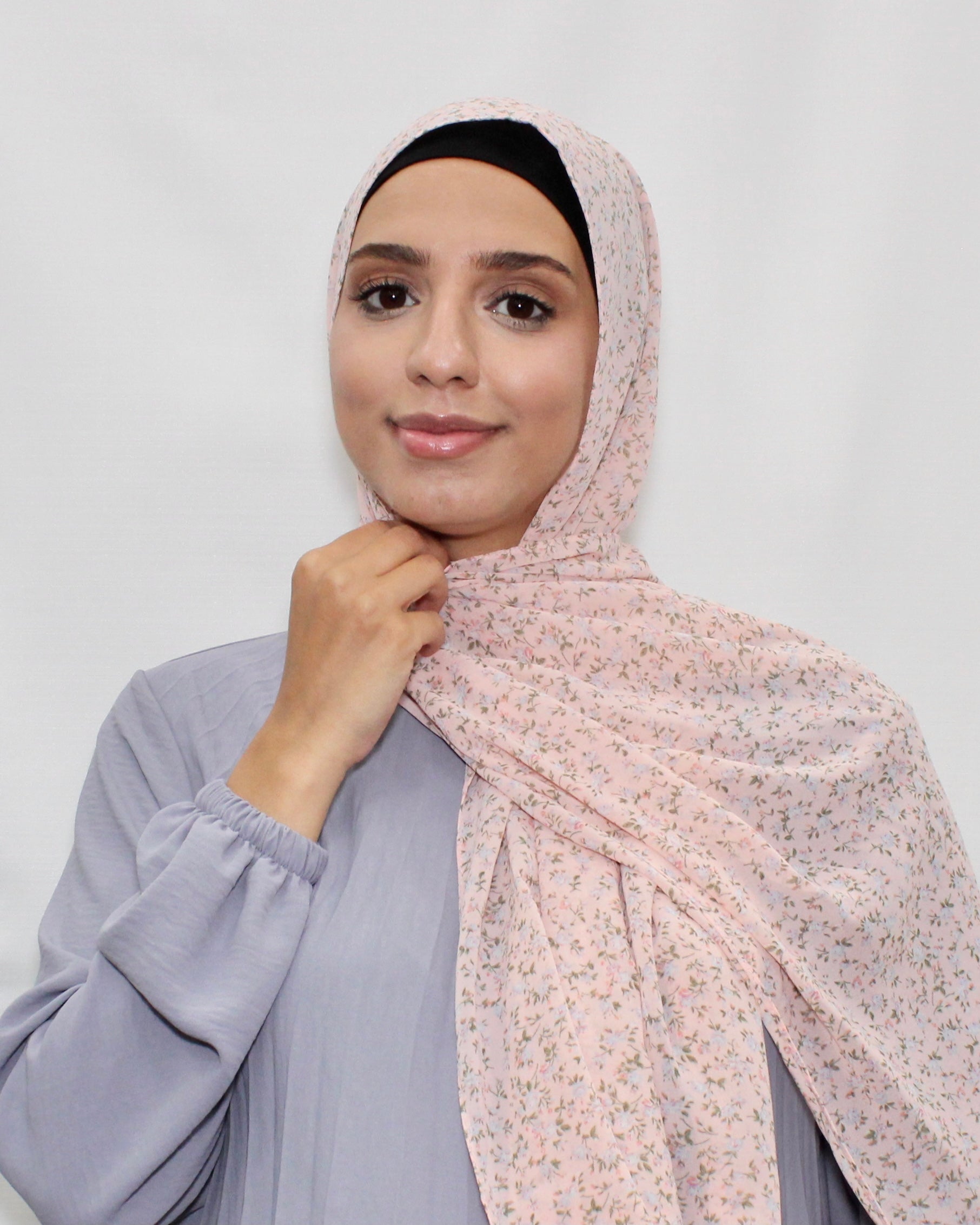 Devine Amaryllis Floral Hijab - Modern Abayati