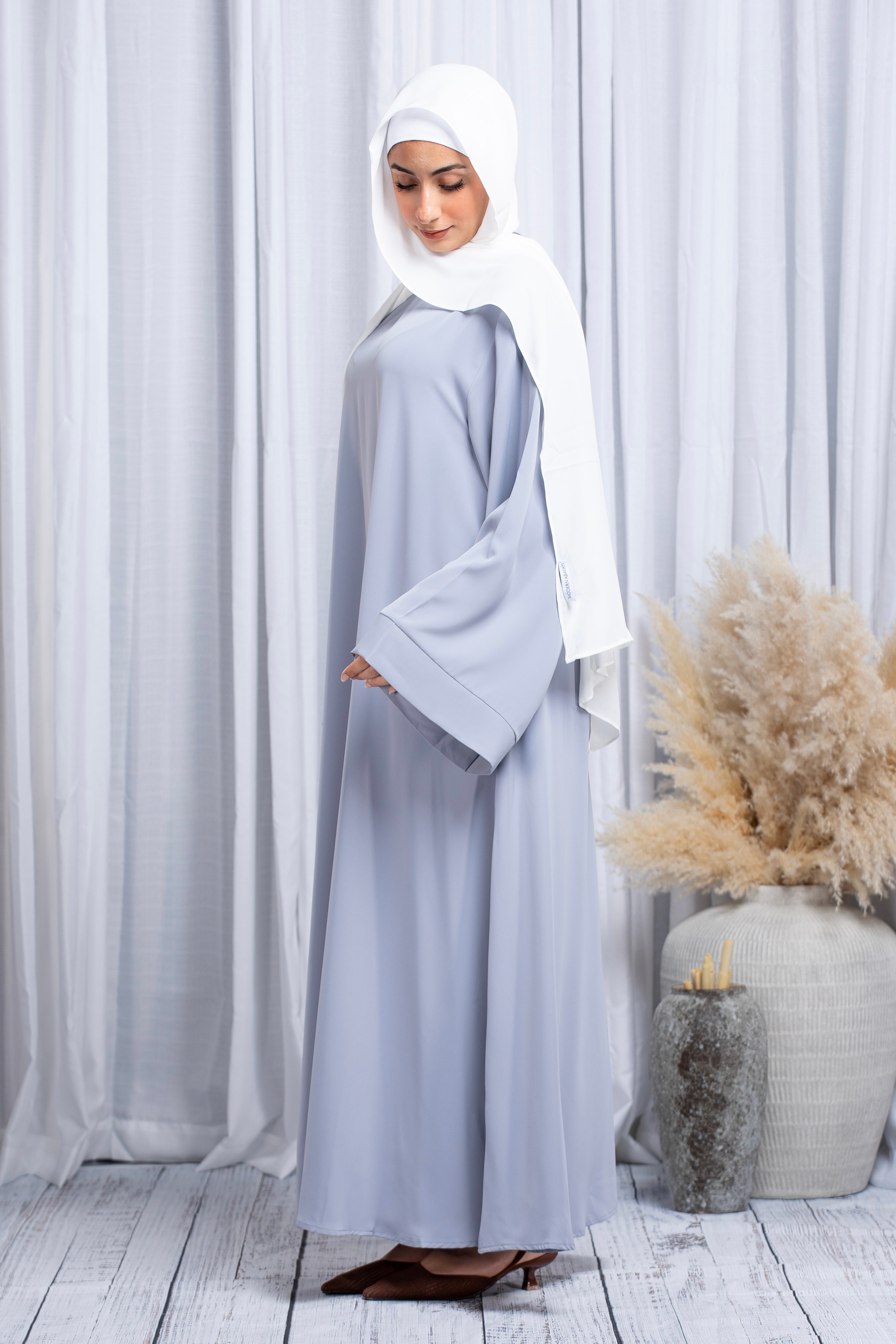 Anisa Plain Abaya (Wide Sleeve) - Dove Grey