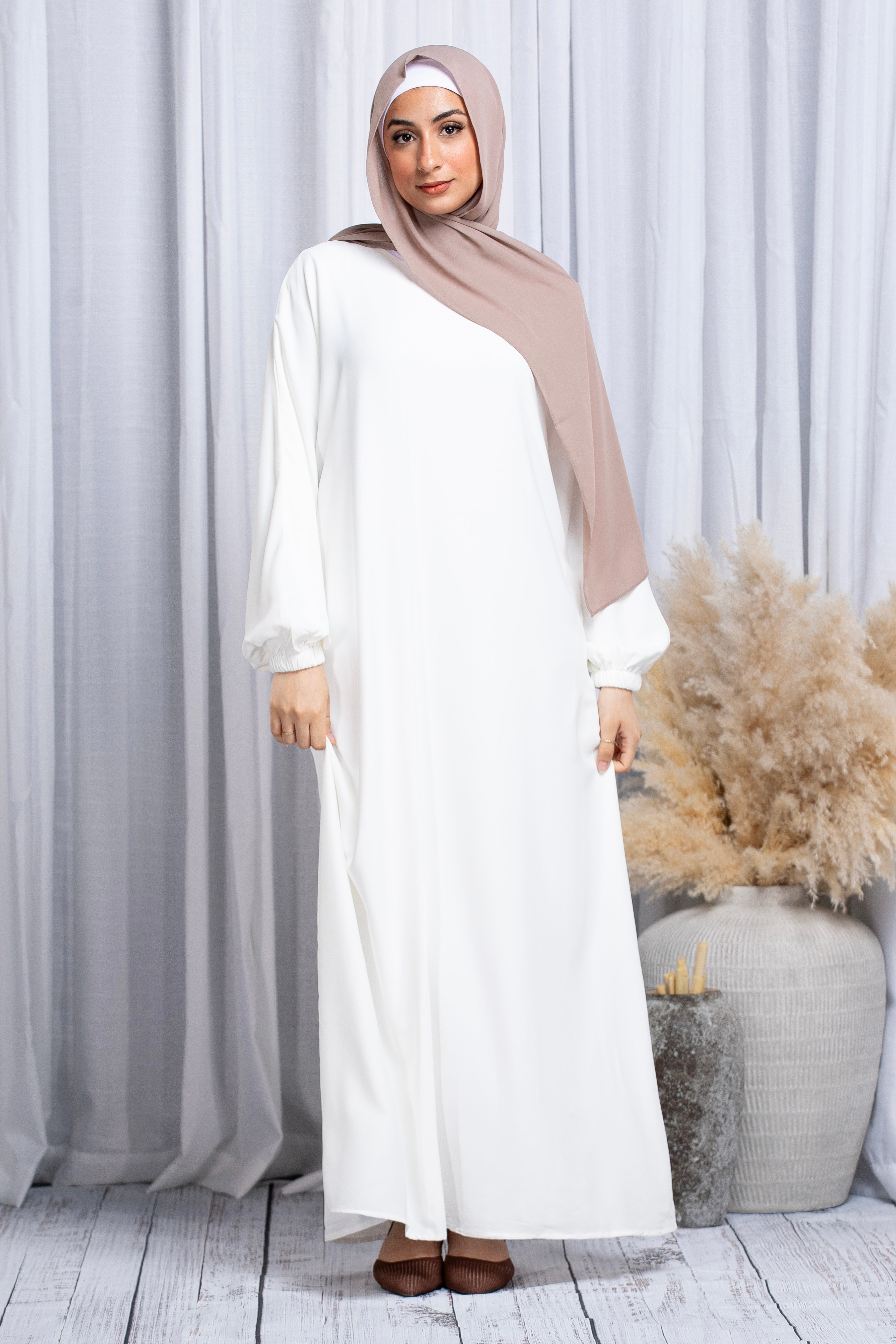 Najma Plain Abaya (Elastic Cuffs) - White