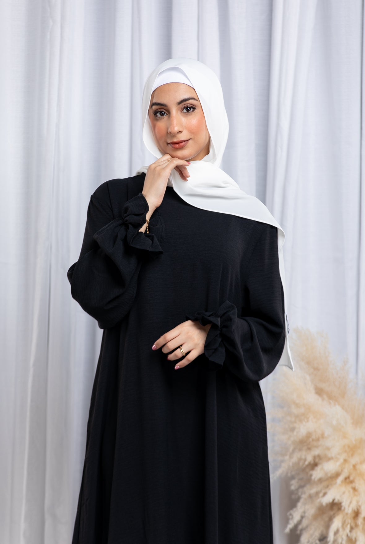 Manal Textured Abaya - Black