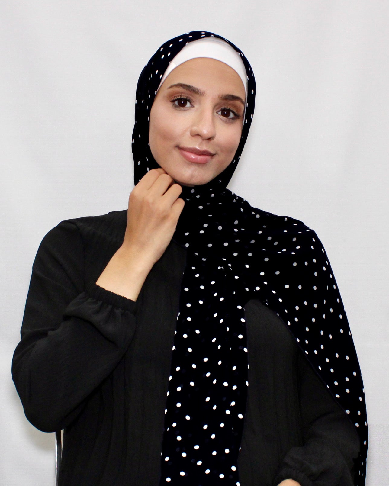 Polka Dot Chiffon Hijab – Black - Modern Abayati